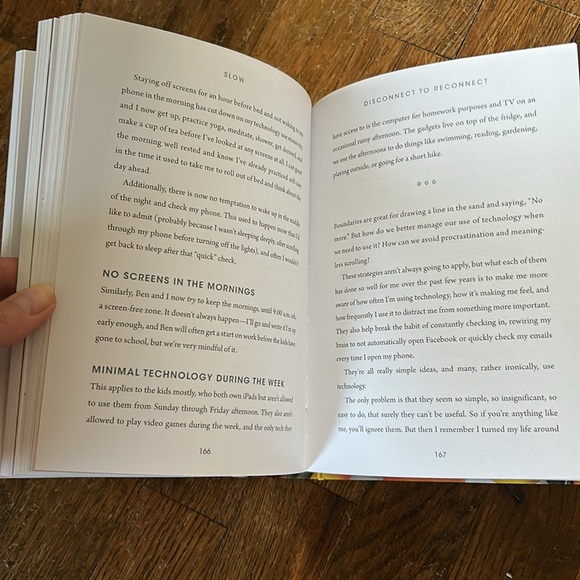 Slow Simple Living for a Frantic World - By Brooke McAlary - Picture 6 of 8